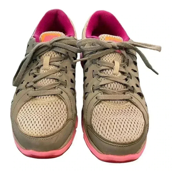 Nike Dual Fusion Women’s Size 6.5 Run 2 Wolf Grey Orange Pink Running Shoes - Picture 2 of 6